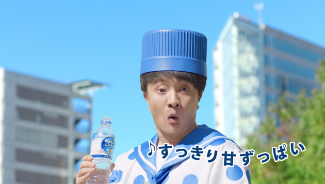 Японская Реклама - Asahi - Вода Delicious Water Plus