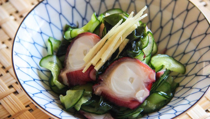 Тако Суномоно – салат с осьминогом