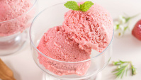Мороженое из ягод - пошговый рецепт