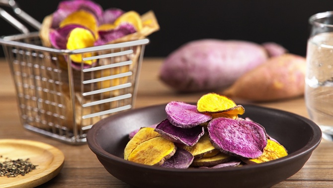 Чипсы из фиолетового ямса и батата - пошаговый рецепт