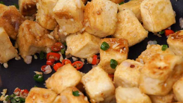 Жареный тофу с перцем - пошаговый рецепт