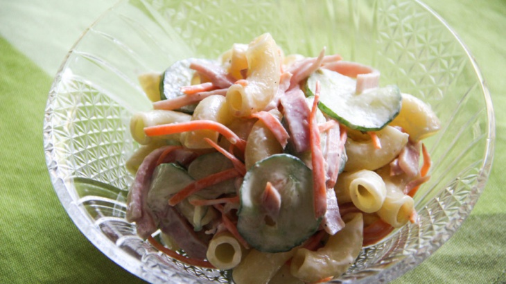 Салат с макаронами - рецепт