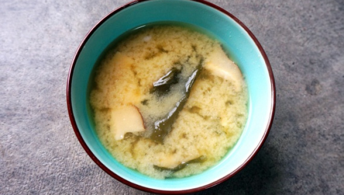 Мисо-суп с вакамэ