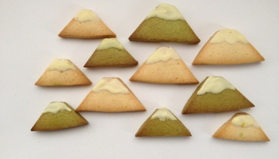 Печенье в форме Фудзи / 富士山クッキー/ Mt. Fuji cookies