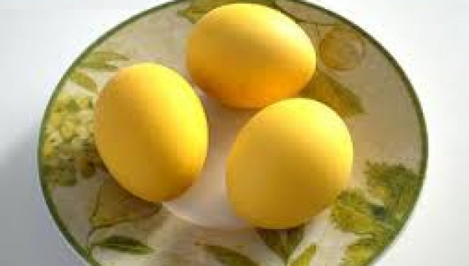 Жёлтые яйца