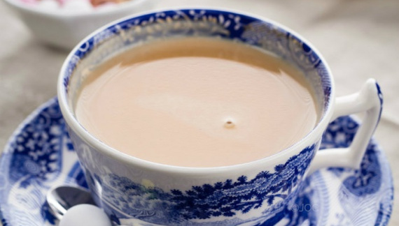 Королевский чай с молоком ロイヤルミルクティー