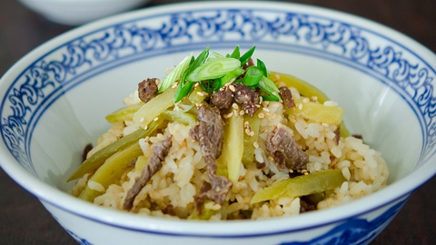 Миска риса с говядиной и редькой - пошаговый рецепт