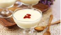 Молочный пудинг с годжи - пошаговый рецепт
