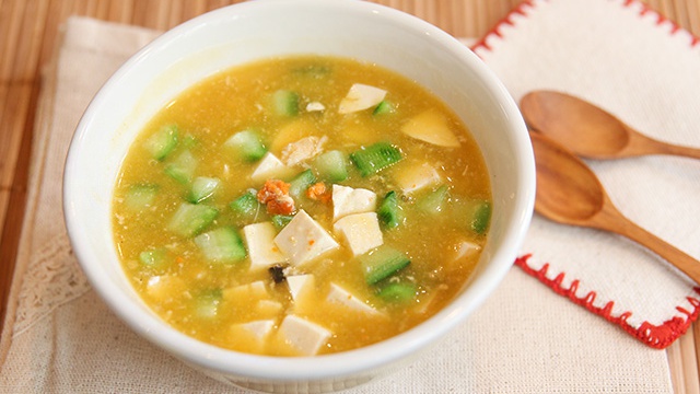 Суп с тофу и крабовым мясом - пошаговый рецепт