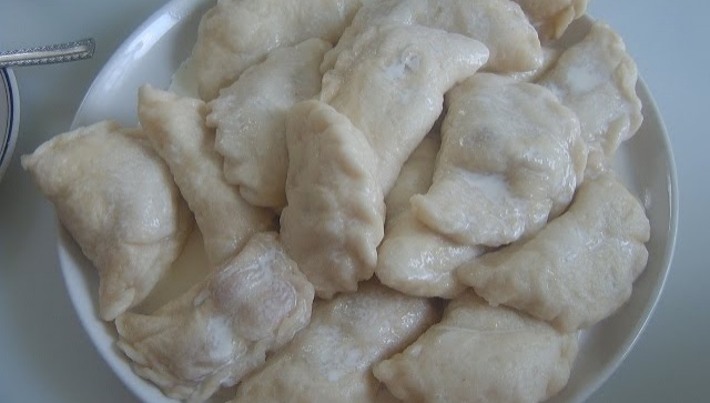 Вареники с клубникой (Видео-рецепт)