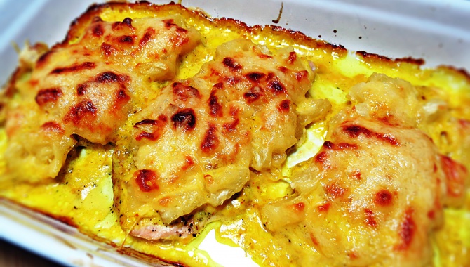 Куриные отбивные под ананасом и сыром - Видео-рецепт