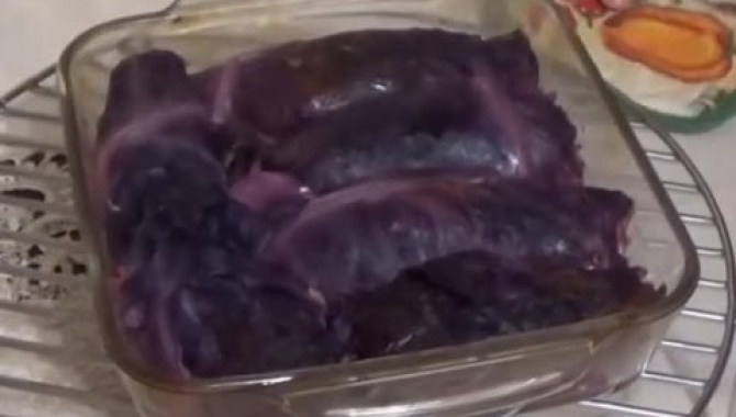 Фаршированная краснокочанная капуста