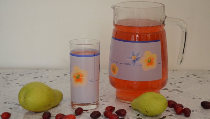 Компот из кизила и груши