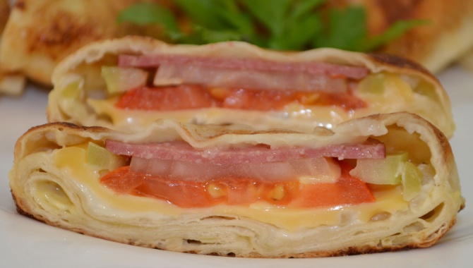 Лаваш в яйце с начинкой