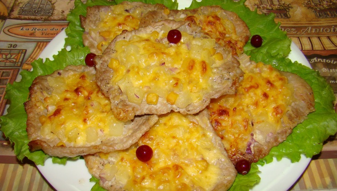 Вкусная свиная отбивная с ананасом!