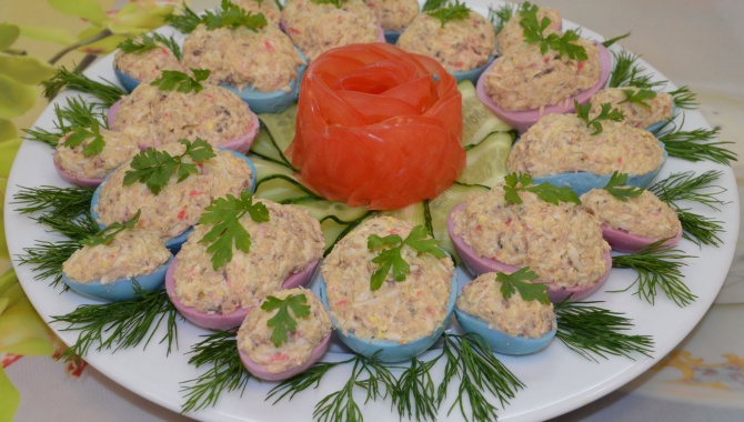 Яйца с начинкой