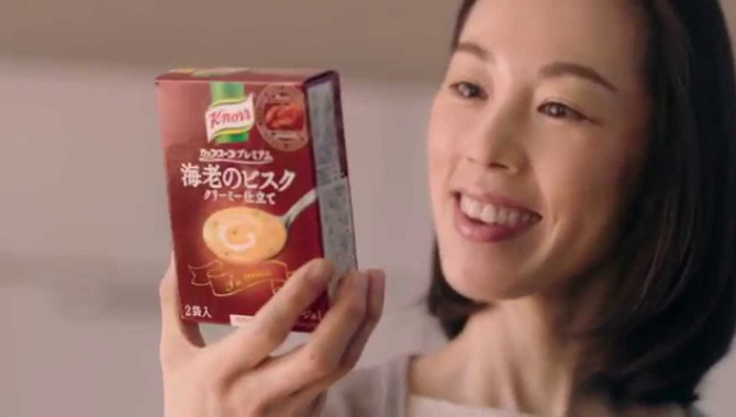 Японская Реклама - Ajinomoto - Knorr Cup Soup Premium