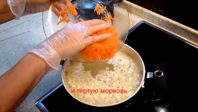 Как сварить рыбный суп из консервов - видео рецепт