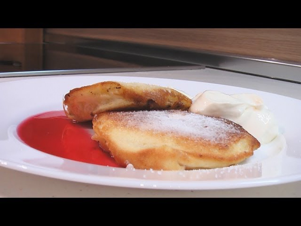 Тест видео рецепты. Раскатка слоеного теста. Тест видео рецепты. Замес теста для пиццы. Раскатка теста для пиццы.