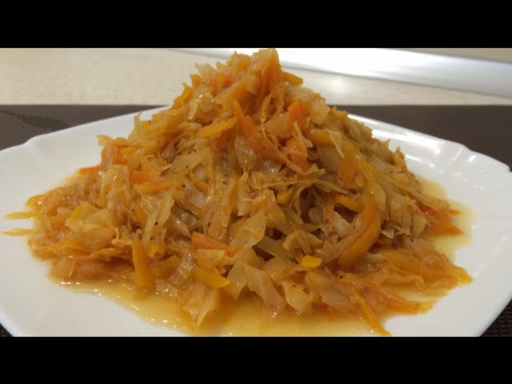 Тушеная капуста ребенку с какого возраста. Школьная тушеная капуста. Капуста тушеная столовка. Тушеная капуста в школе. 300 Грамм тушеной капусты.