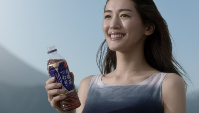 Японская Реклама - Oolong Tea Tsumugi