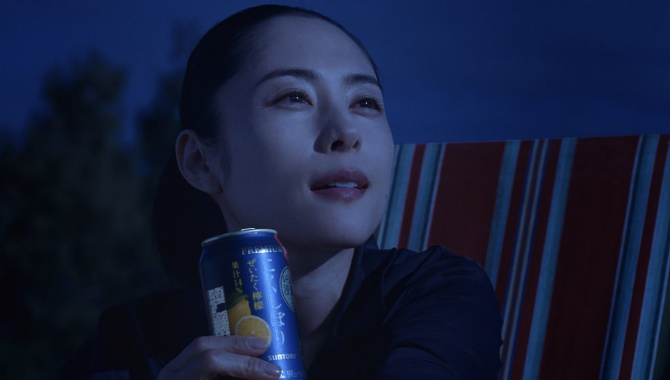 Японская Реклама - Напиток Suntory