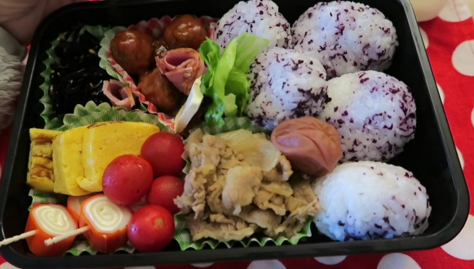 Еда в школу. Коробочка ланч-бокса. Еда японского школьника 2 (Видео)