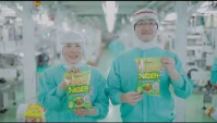 Производство картофельных чипсов Calbee Sapporo Potato (Видео)