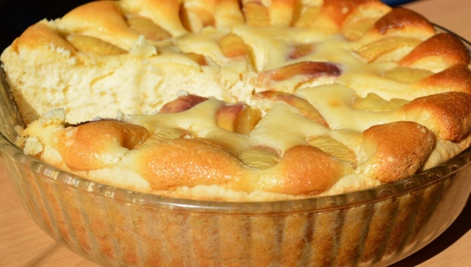Пирог с творогом и персиками - Видео-рецепт