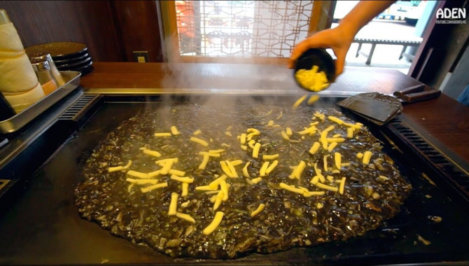 Японская еда Монджаяки (Видео)