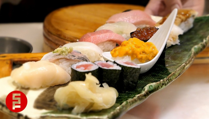 Рынок Цукидзи (Япония) - Суши с морепродуктами (Видео)