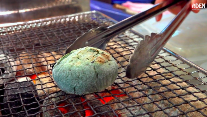 Уличная еда в Японии - Рынок Нисики в Киото (Видео)