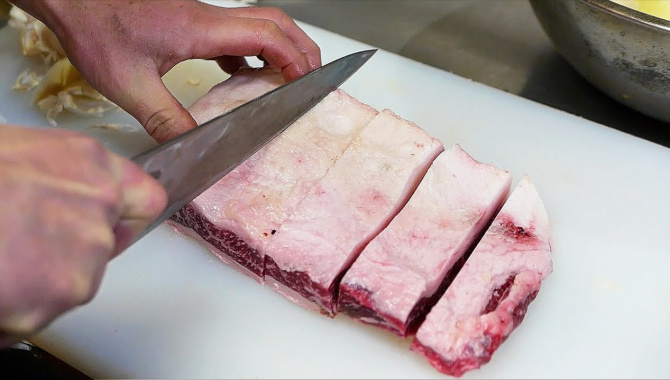 Японская Еда - приготовление Карри с говяжьим языком (Видео)