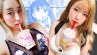 Японки держат напитки грудью. Новый странный японский челендж (Видео)