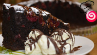 Шоколадный пирог с вишней - Видео-рецепт