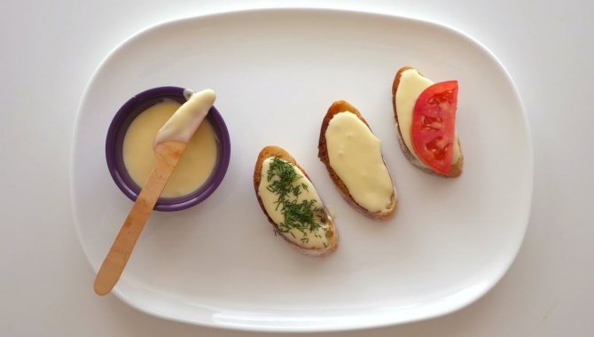 Домашний плавленый сыр из кефира - Видео-рецепт