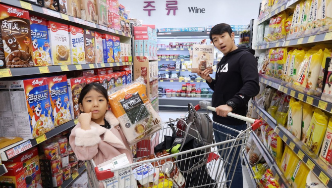 Покупки еды в Корее/Закупились на 5000 рублей! (Видео)