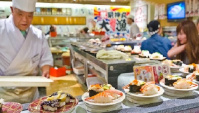 Что едят Японцы каждый день❓ЦЕНЫ на Еду⚠️в Японии Суши и роллы в Японии, Японский ресторан в Японии (Видео)