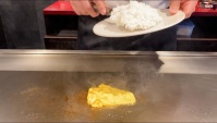 Японская Еда - Жареный рис в Осака (Видео)