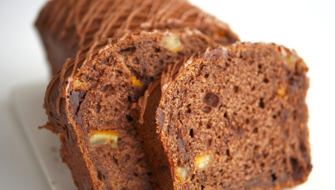 Простой творожный кекс с шоколадом и цукатами - Видео-рецепт