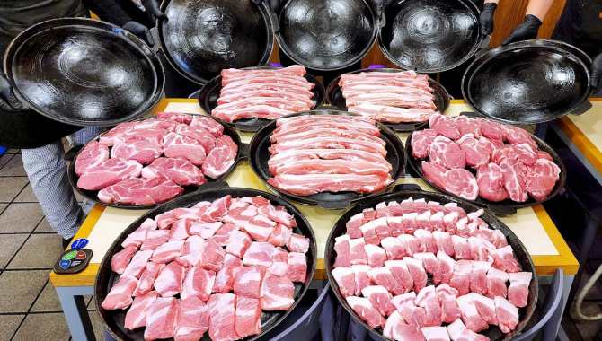 Вкусный корейский шашлык, Мастер барбекю. Свиная грудинка на гриле. Морепродукты. Моллюски (Видео)