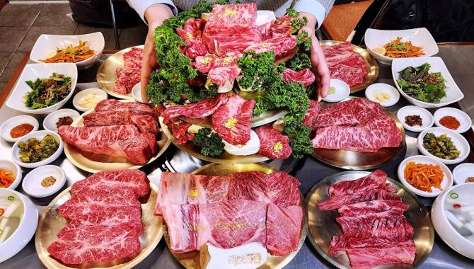 Приготовление говядины. Лучшая корейская говядина на гриле. Мастер барбекю (Видео)