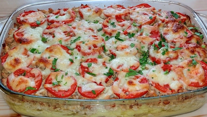 Картофельная запеканка с грибами и мясным фаршем - Видео-рецепт