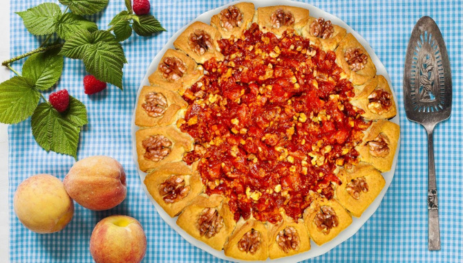 ВКУСНЫЙ ПИРОГ с КУРАГОЙ и ГРЕЦКИМИ ОРЕХАМИ - Видео-рецепт