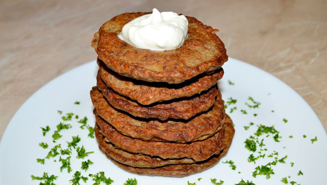 Оладьи из печени - Видео-рецепт