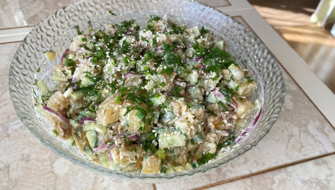 Один салат вполне заменит ужин - Видео-рецепт