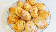 Вкуснейшие творожные улитки с яблоком - Видео-рецепт
